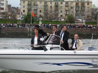 24 h motonautiques 2 mai 2009 004